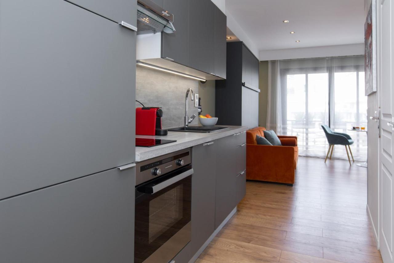 Le Classe : Hypercentre, 150m Palais, Climatisation Apartment